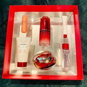 Shiseido Bio-Performance Collection Set